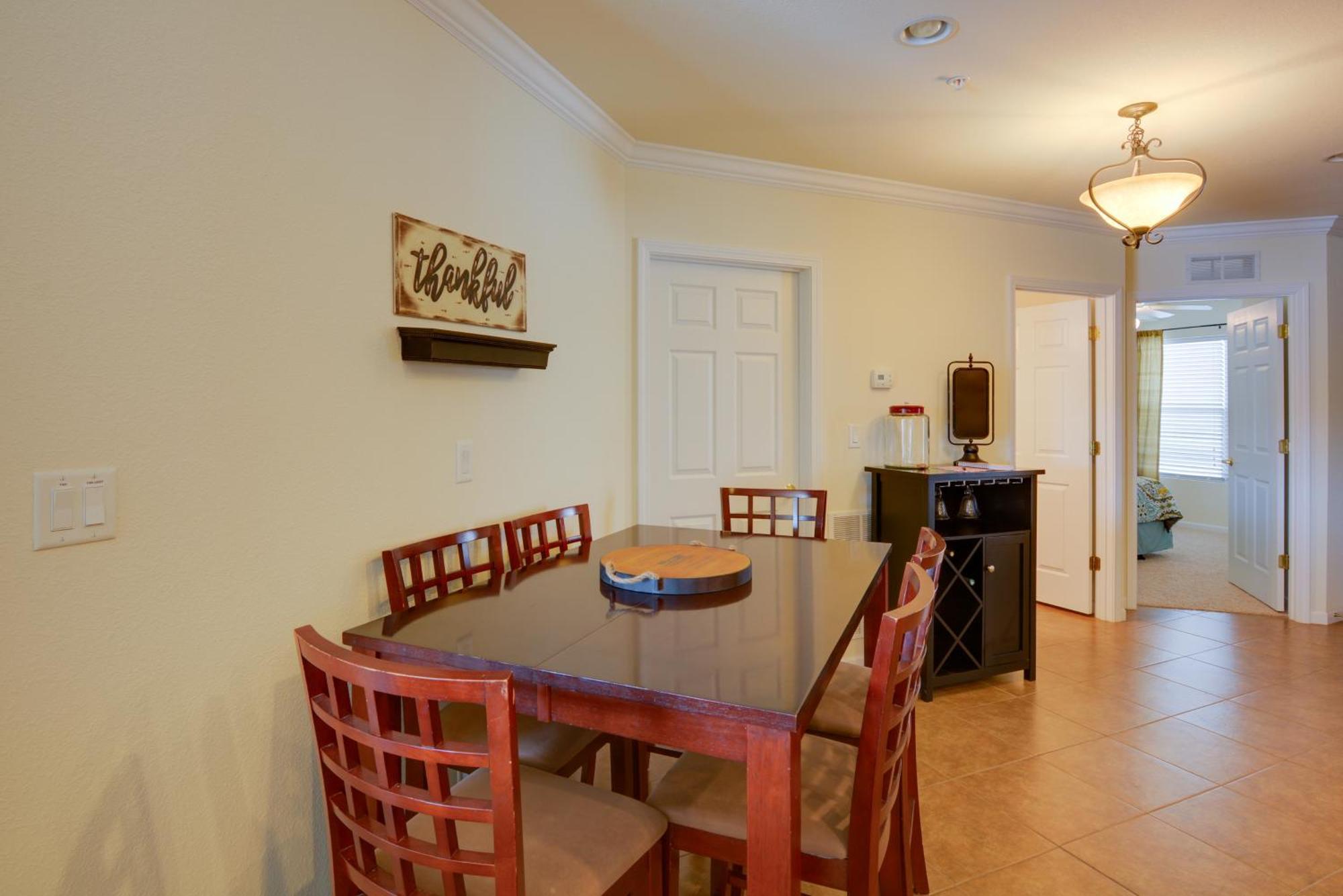 Lakefront Osage Beach Condo With Pool And Water Views! المظهر الخارجي الصورة
