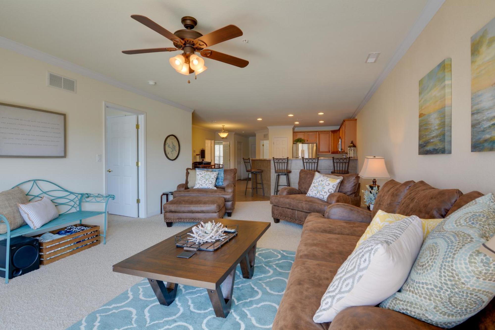 Lakefront Osage Beach Condo With Pool And Water Views! المظهر الخارجي الصورة